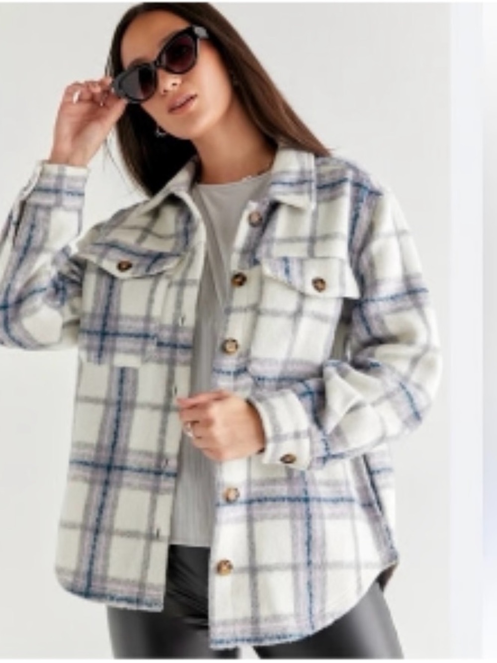 NWOT Francesca’s mi ami Ivory Plaid Utility Shacket with Blue Checks Size M